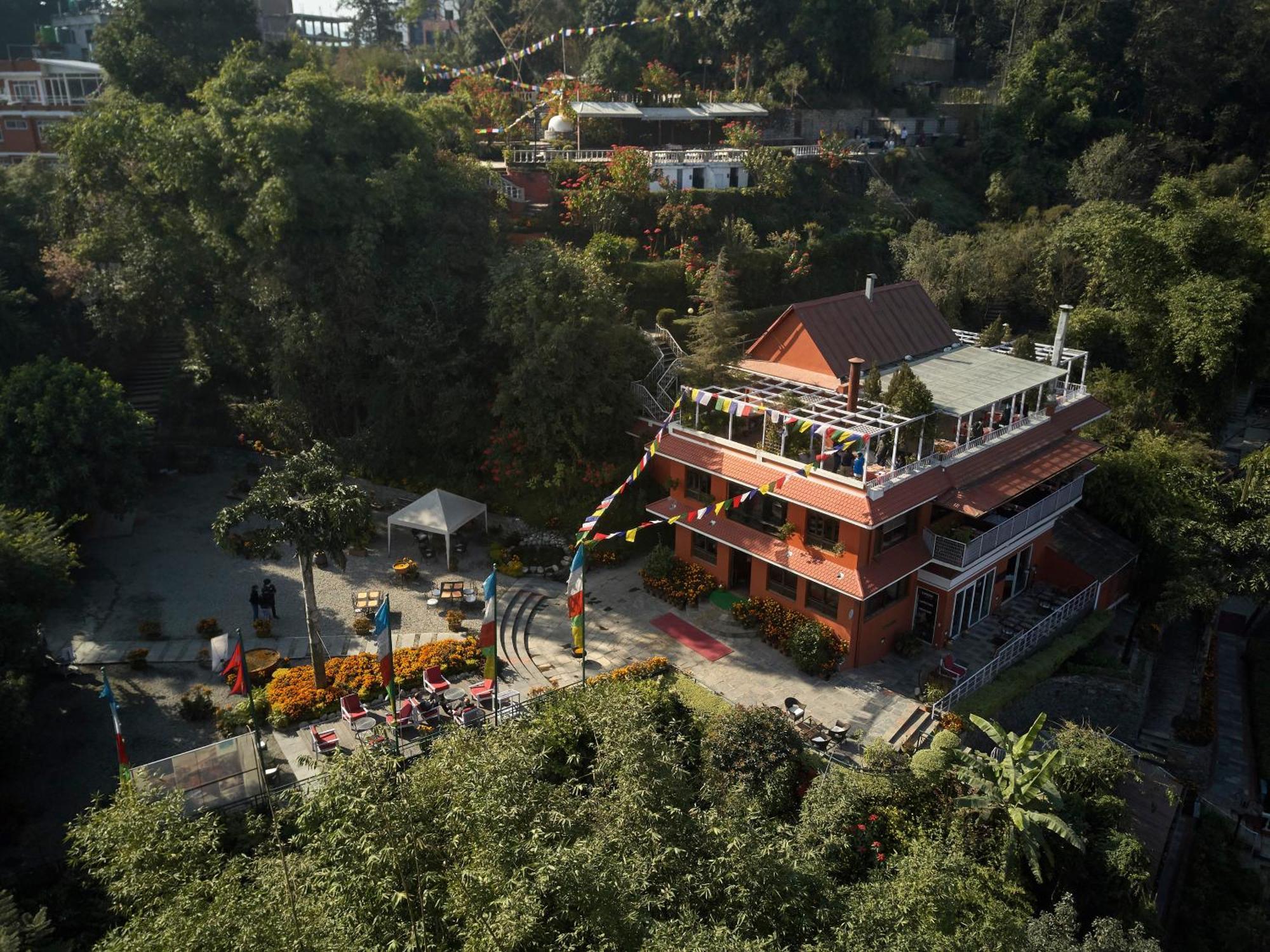 Dhulikhel Lodge Resort Екстер'єр фото