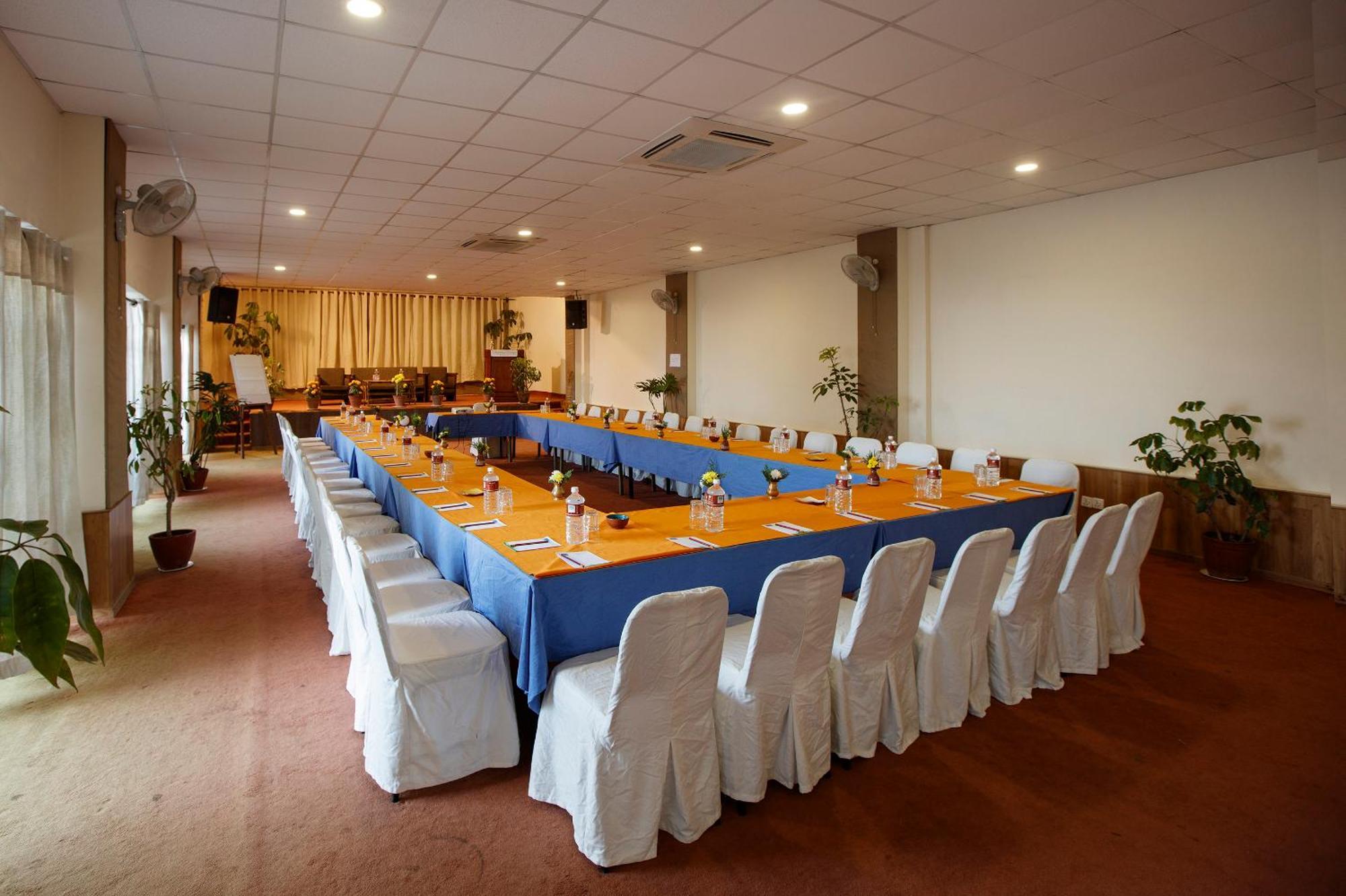 Dhulikhel Lodge Resort Екстер'єр фото